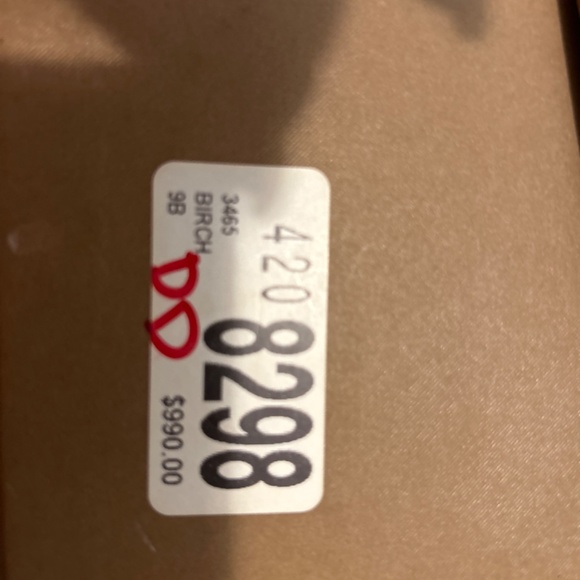 Burberry knee boot - Picture 6 of 8